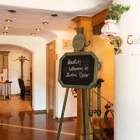 Sporthotel Landhaus Wacker 4*