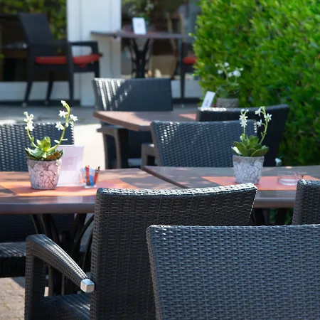 Отель Sporthotel Landhaus Wacker Wenden (Sauerland)